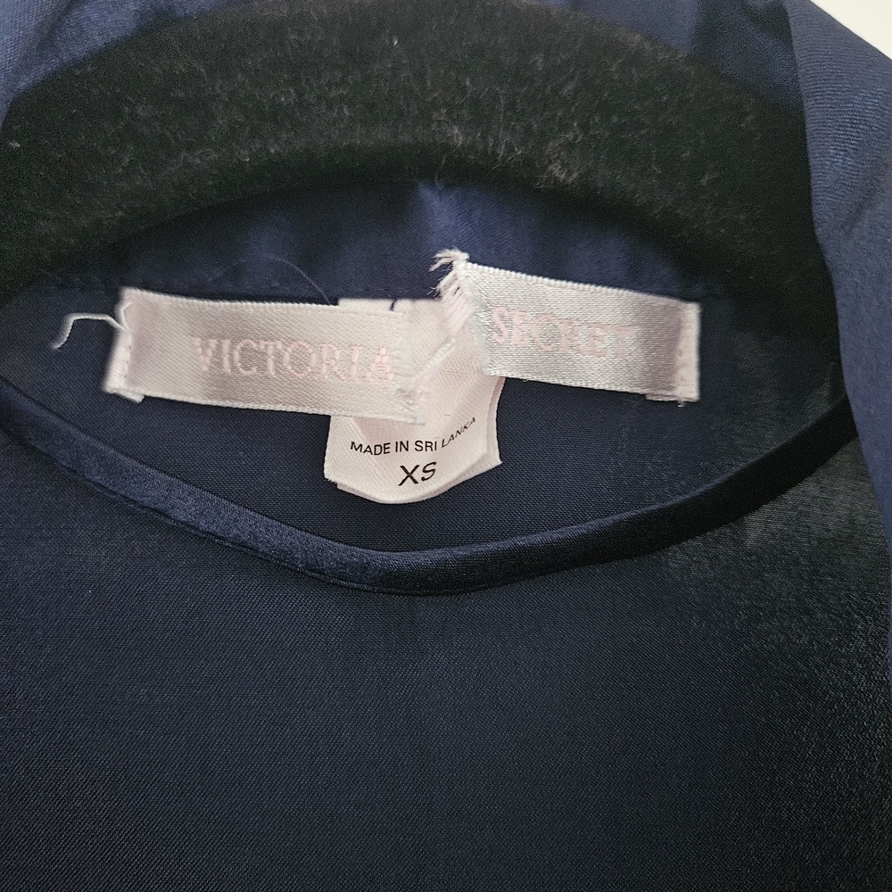 Victoria's Secret Midnight Blue Satin Sleepear Pajama Set XS - Picture 5 of 5